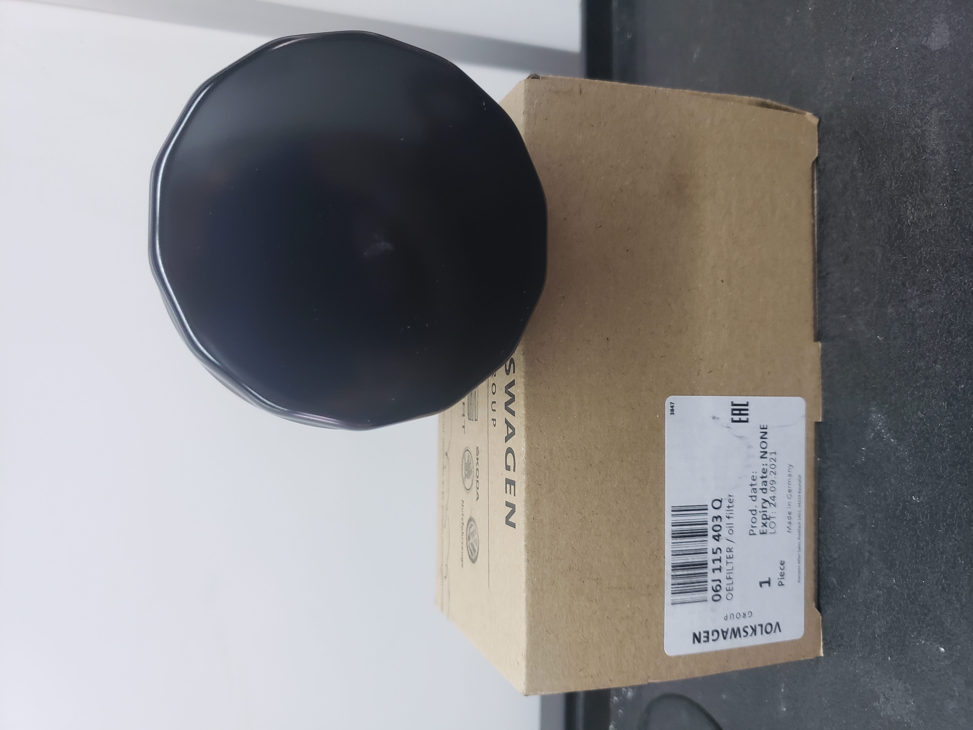 Oil Filter 06J-115-403-Q - View 22